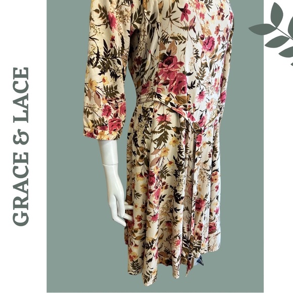 Grace & Lace Milan’s Floral Dress Waist Tie 3/4 Sleeve Cream Green Size Small - Picture 4 of 9